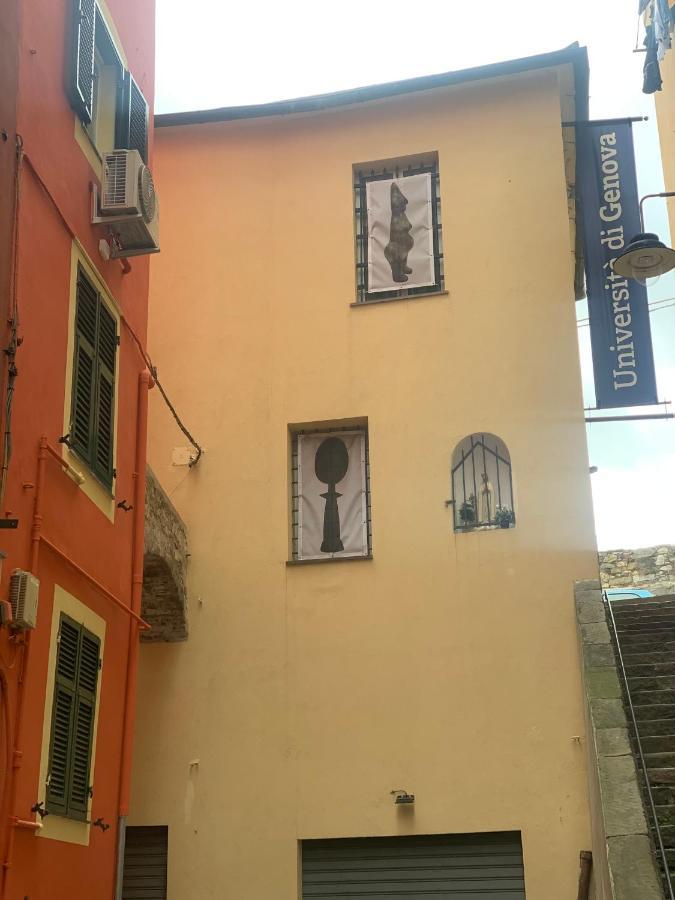 Apartment Casa Cimella, Un Nido Nel Cuore Del Porto Antico Cod Citra 010025-lt-2629 Genua
